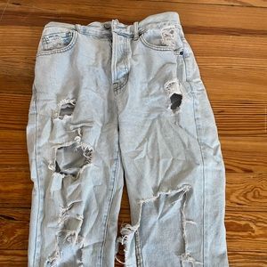 Distressed boyfriend jeans
